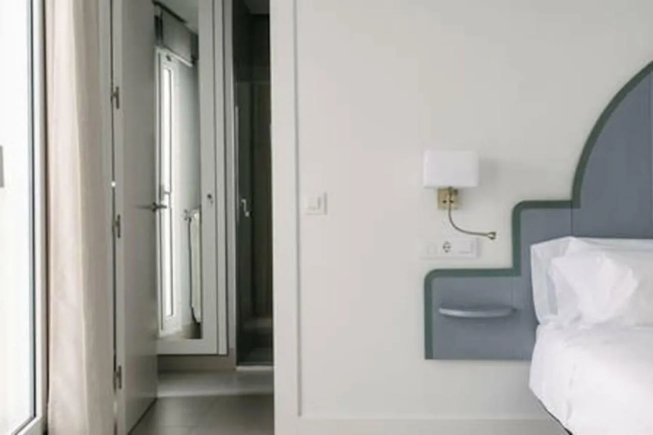 Apartamentos RG Suites Plaza del Salvador Sevilla 0*,